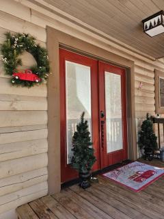 Cardinal Treehouse - 9