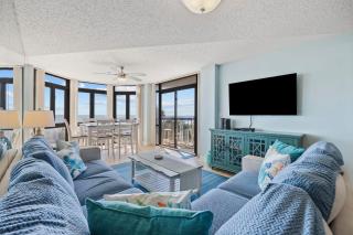 Beautiful & Modern Updated Oceanfront Condo for 10! Sedgefield North 103 - 1