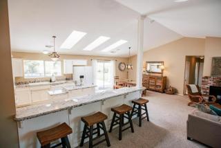 Idyllic Rental Surrounded by Foothills near Los Padres National Forest in California - 1