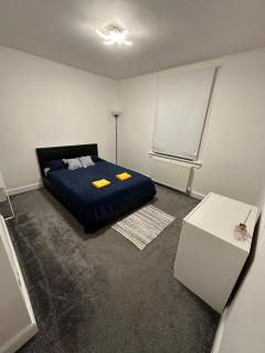 Glasgow 2 Bedroom Apartment Access To City Centre - 4