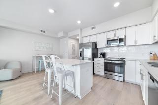 Sea Glass Unit 209 - 9