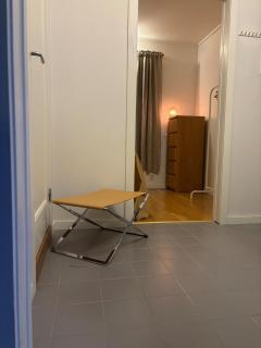 Apartment with private entrance free parking - 6