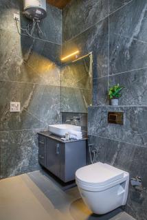 The Blakemore Kasaauli - 1