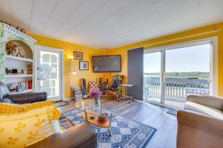 Deck with Views Lakeside Spring Lake Cottage - 8