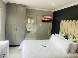 Ziyacebisa Group Apartments - 0