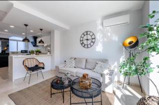 Triplex in the Heart of Málaga - 0