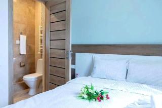 Modern 2 Bedroom and 2 Bathroom Apartment In the MIDDLE of City Center, Nex - Yerevan - 4