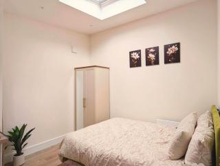 Foothills Garden Apartment - 7