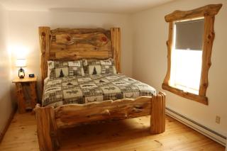 Gateway Inn and Suites LLC - 8