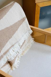 Elegant Kensington Flat with Designer Interiors - 2