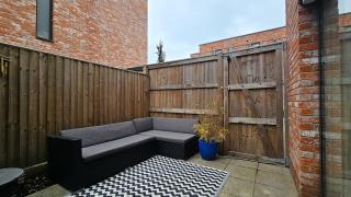 Stylish 4-Bedroom Townhouse with Private Rooftop Terrace - 3