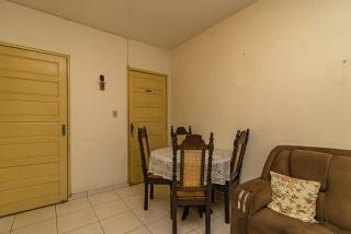 Apartamento ventilado e acolhedor - 9