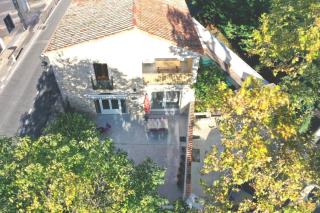 Bardelours 2 Charming apartment with terrace in the heart of the villag - 2