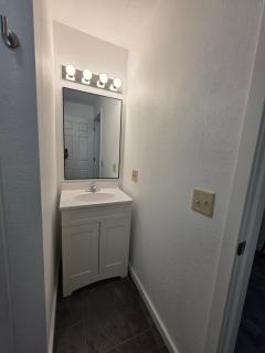 Gateway Inn and Suites LLC - 9