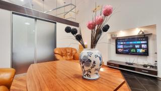 Kyiv Muse Apartment - 4