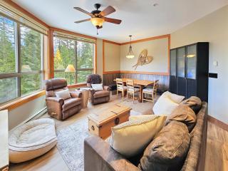 Timberline Lodges by Fernie Lodging Co - 0