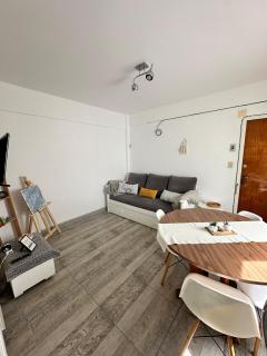 Departamento frente a la playa La Perla - Mar del Plata - 0