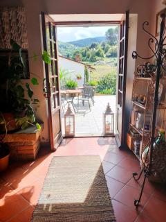 Spacious Apartment in Lisciano Niccone with Mountain View - 7