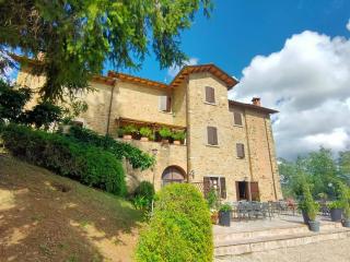 Spacious Apartment in Lisciano Niccone with Mountain View - 6