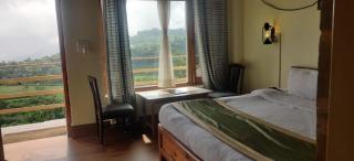 lake and woods - nakuchiyatal - 6