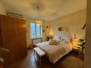 Cottage Wisteria - 3