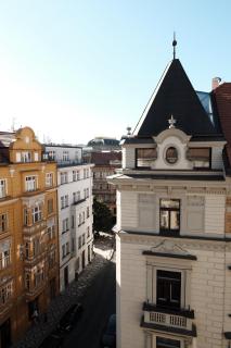 Central, Cozy & Stylish Apartment with Views - 1