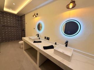 Luxury Home Centro Jacuzzi Coworking - 3