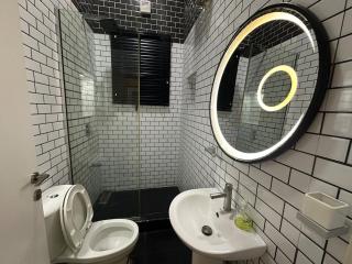 Luxury 3-Bedroom Smart Home with Pool & Gym - 9