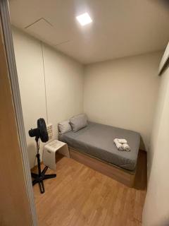 Cozy Room in the Heart of Barcelona - Barcelona - 8