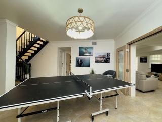 Escape to Paradise In West End Old Bahama Bay - 3