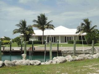 Green House with Dock in West End Bahamas Old Bahama Day - 0