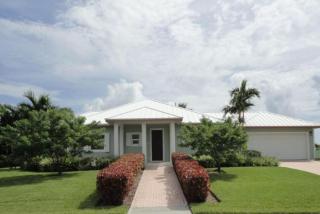 Green House with Dock in West End Bahamas Old Bahama Day - 7