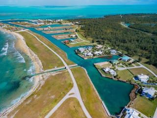 Green House with Dock in West End Bahamas Old Bahama Day - 3
