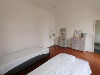 Schiefe Stadtvilla Oldenburg - großes Altbauhaus - 0