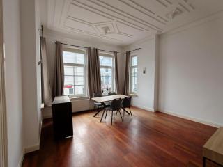 Schiefe Stadtvilla Oldenburg - großes Altbauhaus - 3