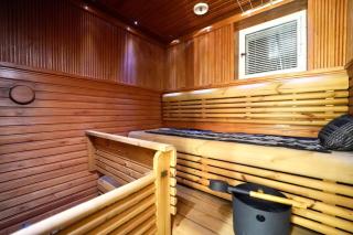 Cozy 2BDR Apartment with sauna - 6