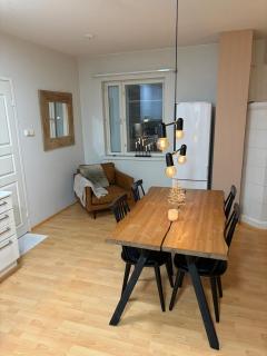 Cozy 2BDR Apartment with sauna - 4