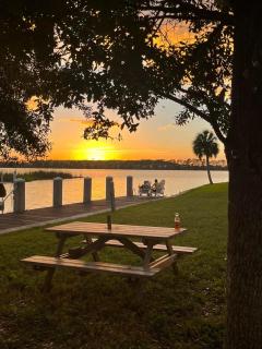 Colorful Waterfront Cabin Rentals on the Braden River near Sarasota, Florida - 5