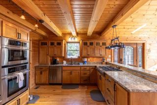 Whiskey Bear Escape - 3