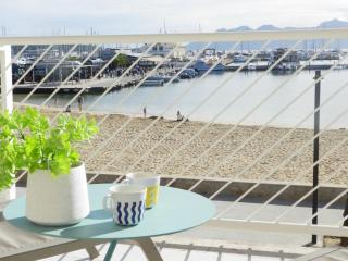 Harmony Seafront 365 by Can Ventet - 3