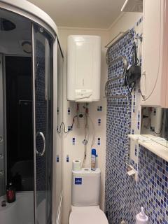 Однокімнатна квартира в центрі на першому поверсі - 1