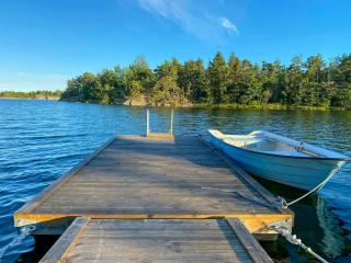 Archipelago Cottage With Private Pier In Tjust - 1
