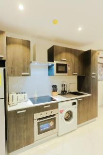 The Lennox Luxury Apartments, Airport - 3