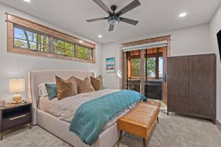 Bull & Bear at Eagles Nest - 8