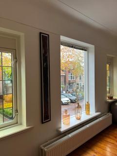 Characteristic Dutch home in historic center Gouda - 4