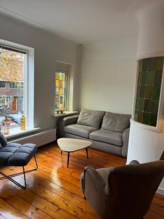 Characteristic Dutch home in historic center Gouda - 8