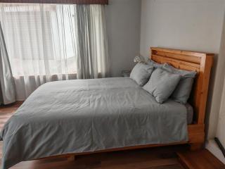 Yakhe spacious self catering accommodation - 5