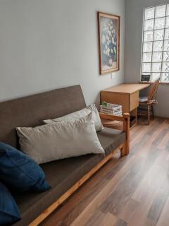 Yakhe spacious self catering accommodation - 6