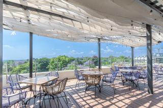 Luxe studio apartment in central Rosebank - 8