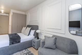 Luxe studio apartment in central Rosebank - Johannesburg - 4